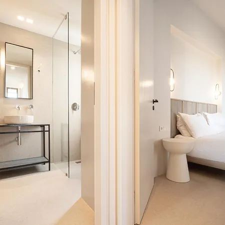 Yenesis Seaside Retreat - Adults Only Over 15