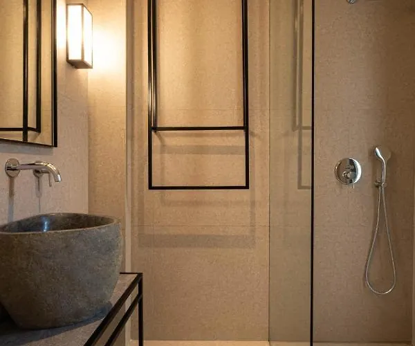 Yenesis Seaside Retreat - Adults Only Over 15 * Tínos