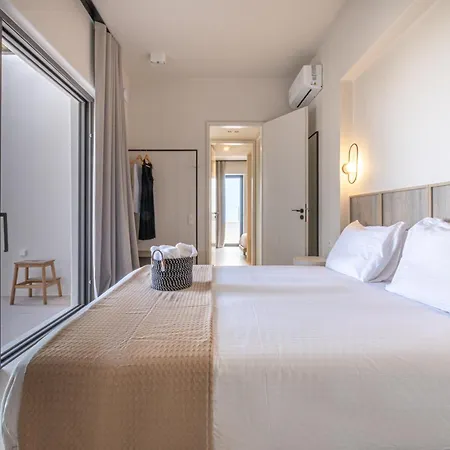 Yenesis Seaside Retreat - Adults Only فندق Tínos