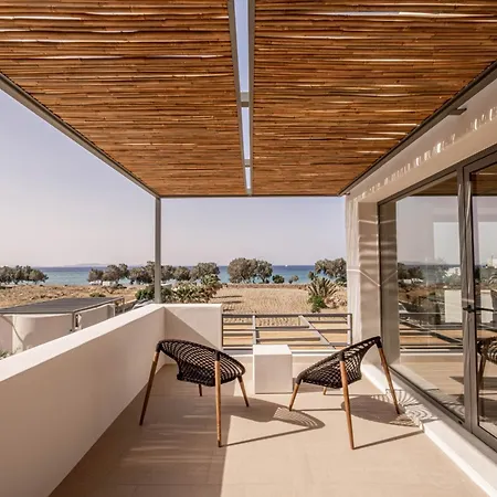 Yenesis Seaside Retreat - Adults Only Over 15 *