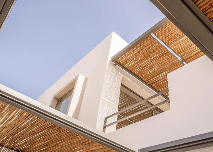 Yenesis Seaside Retreat - Adults Only Over 15 *